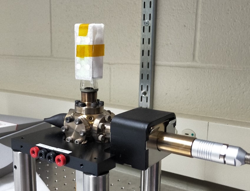 Compact vacuum chamber design